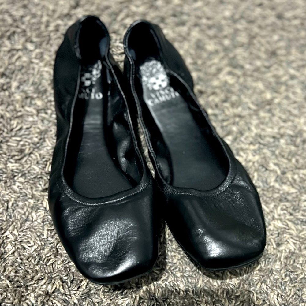 Square toe flats